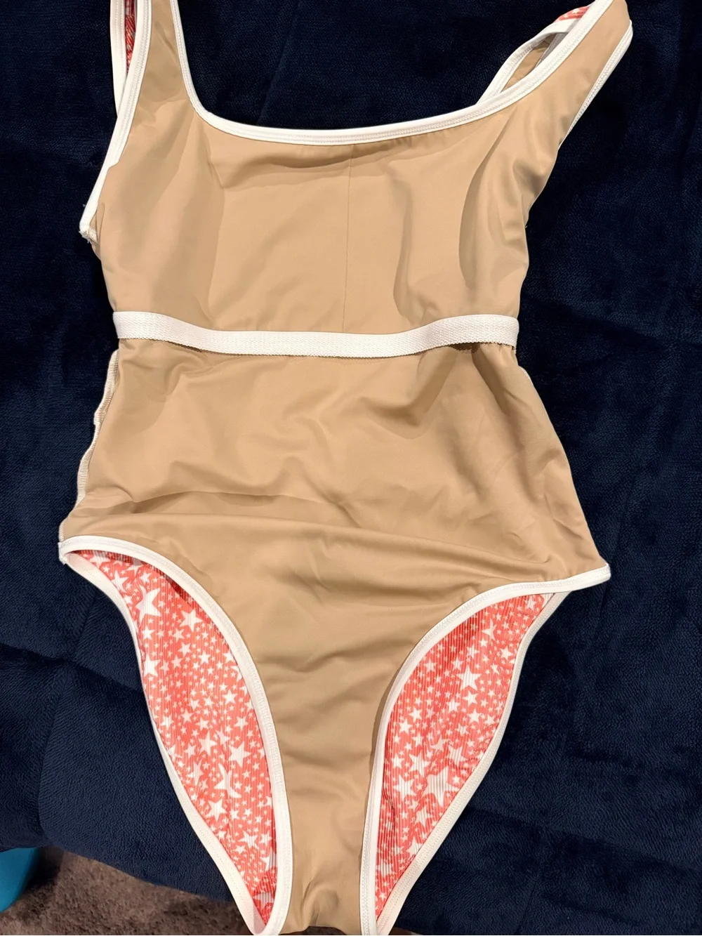 Lainsnow Coral Star-Print One-Piece Swimsuit